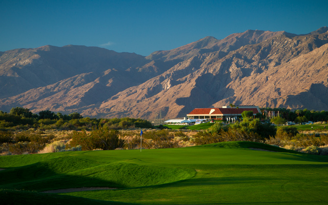 Desert Dunes Golf Club - hole 6