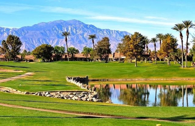 Palm Desert Resort C.C. - golf course