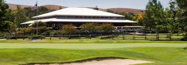 Spring Valley GC: clubhouse