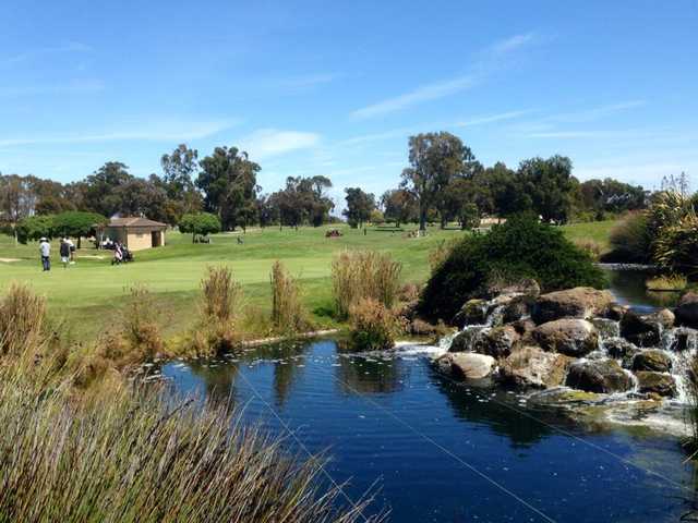 Poplar Creek Golf Course in San Mateo Poplar Creek Golf Course in San Mateo
