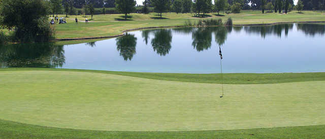 Oaks/Lakes at Valley Oaks Golf Course in Visalia Oaks/Lakes at Valley Oaks Golf Course in Visalia