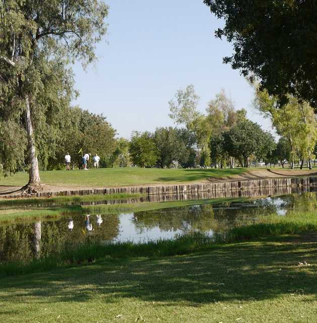 Tulare Golf Course in Tulare