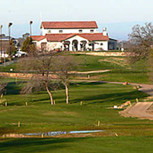 Bass Lake GC: clubhouse