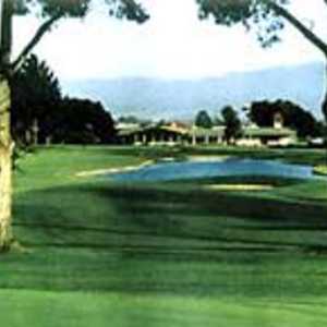 Salinas GCC: Clubhouse