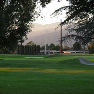 Glen Oaks Golf & Racquet Club