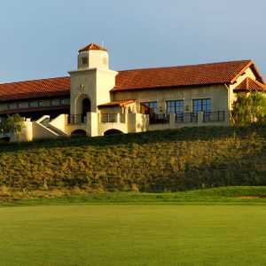 Poppy Ridge GC: clubhouse