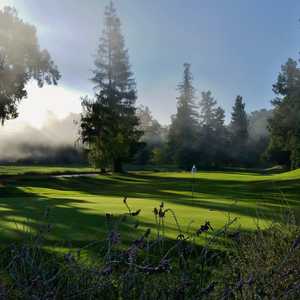 Deep Cliff GC: 9th green