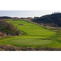 Hidden Valley Golf Club's par-5 15th hole doglegs right at 90 degrees.